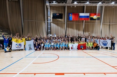 Сезон школьного волейбола завершен.